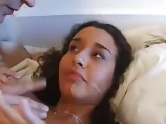 Dolce sexi ragazze latina amatoriale teen scopata e creampie