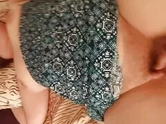 Studente teen donne tettone sexy pompino dilettante all'aperto
